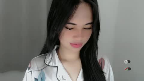 Snapshot of juny_lanyy chatting on 10, 3, 2025 Julia online show from 10, 3, 2025