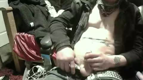 jusntym online show from 25, 4, 2026