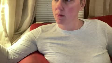 Snapshot of just4you101 chatting on 19, 11, 2025 Flirty influncer online show from 19, 11, 2025