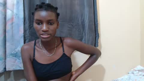 Snapshot of just_ebonee chatting on 4, 3, 2025 just ebonee online show from 4, 3, 2025