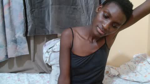 Snapshot of just_ebonee chatting on 7, 3, 2025 just ebonee online show from 7, 3, 2025