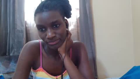 Snapshot of just_ebonee chatting on 21, 10, 2025 just ebonee online show from 21, 10, 2025