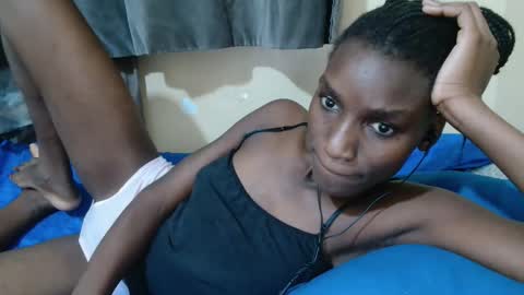 Snapshot of just_ebonee chatting on 23, 10, 2025 just ebonee online show from 23, 10, 2025