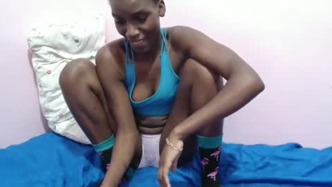 Snapshot of just_ebonee chatting on 3, 12, 2025 just ebonee online show from 3, 12, 2025