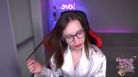 Snapshot of just_emmy chatting on 28, 2, 2025 just call me Emmy online show from 28, 2, 2025