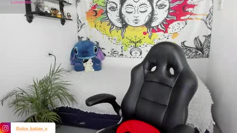 Snapshot of just_katiex chatting on 15, 11, 2025 Sofia online show from 15, 11, 2025