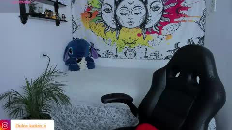 Snapshot of just_katiex chatting on 21, 11, 2025 Sofia online show from 21, 11, 2025