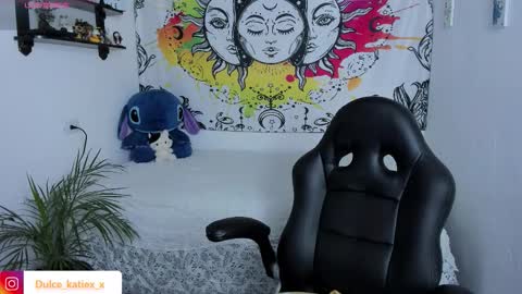 Snapshot of just_katiex chatting on 27, 11, 2025 Sofia online show from 27, 11, 2025