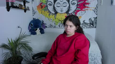 Snapshot of just_katiex chatting on 4, 12, 2025 Sofia online show from 4, 12, 2025