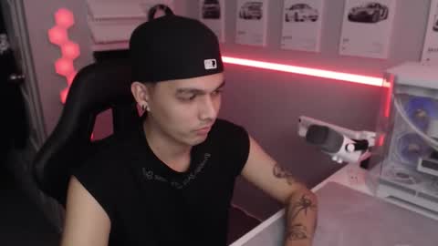 Snapshot of justagamerxxx chatting on 14, 12, 2025 Rhys online show from 14, 12, 2025