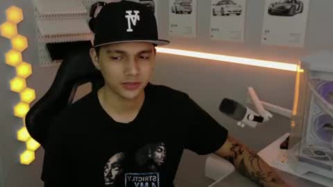 Snapshot of justagamerxxx chatting on 7, 7, 2026 Rhys online show from 7, 7, 2026