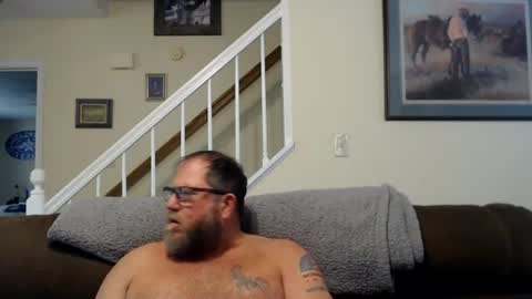 Snapshot of justaguyandnaked chatting on 19, 6, 2026 justaguyandnaked online show from 19, 6, 2026