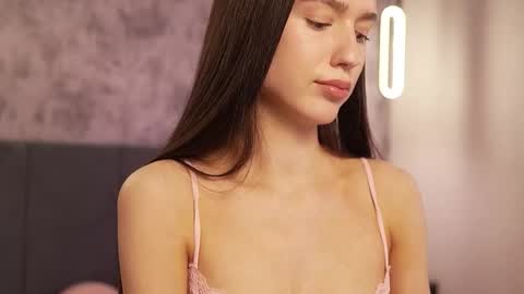 Snapshot of justbarbie_new_ chatting on 11, 10, 2025 Katarina online show from 11, 10, 2025