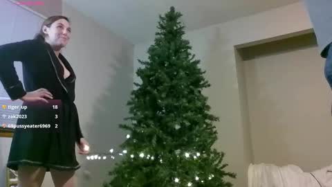 Snapshot of justhavingfunfucking chatting on 14, 12, 2025 justhavingfunfucking online show from 14, 12, 2025