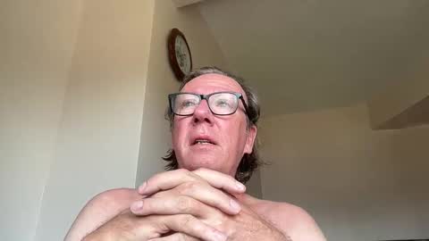 Snapshot of justin_hornyyyy chatting on 4, 12, 2025 justin_hornyyyy online show from 4, 12, 2025