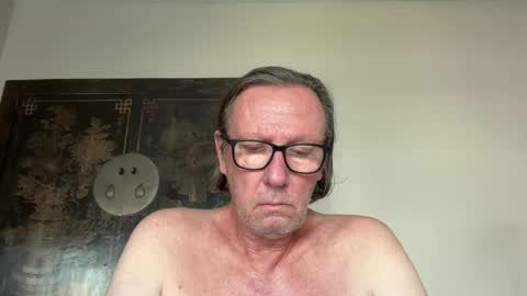 Snapshot of justin_hornyyyy chatting on 14, 12, 2025 justin_hornyyyy online show from 14, 12, 2025