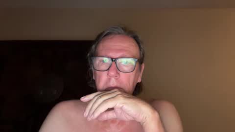 Snapshot of justin_hornyyyy chatting on 15, 12, 2025 justin_hornyyyy online show from 15, 12, 2025