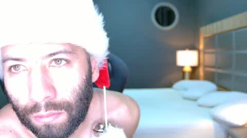 Snapshot of justin_hton chatting on 18, 12, 2024 Justin online show from 18, 12, 2024