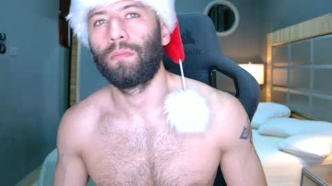 Snapshot of justin_hton chatting on 19, 12, 2024 Justin online show from 19, 12, 2024