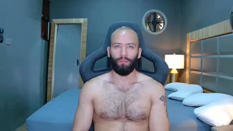 Snapshot of justin_hton chatting on 10, 1, 2025 Justin online show from 10, 1, 2025