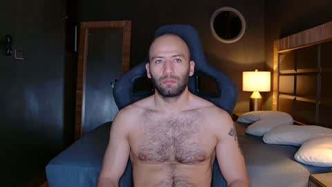 Snapshot of justin_hton chatting on 28, 1, 2025 Justin online show from 28, 1, 2025