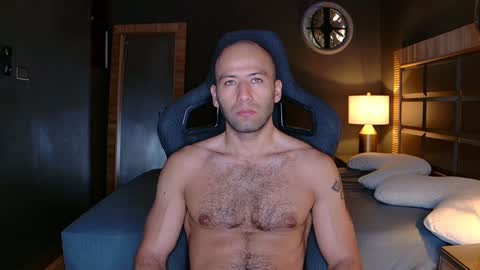 Snapshot of justin_hton chatting on 4, 2, 2025 Justin online show from 4, 2, 2025