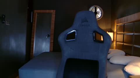 Snapshot of justin_hton chatting on 4, 2, 2025 Justin online show from 4, 2, 2025