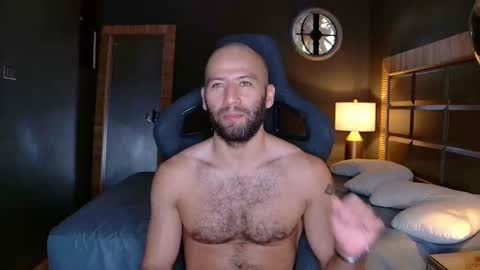 Snapshot of justin_hton chatting on 22, 2, 2025 Justin online show from 22, 2, 2025