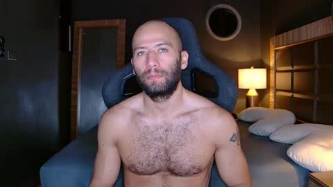 Snapshot of justin_hton chatting on 26, 2, 2025 Justin online show from 26, 2, 2025