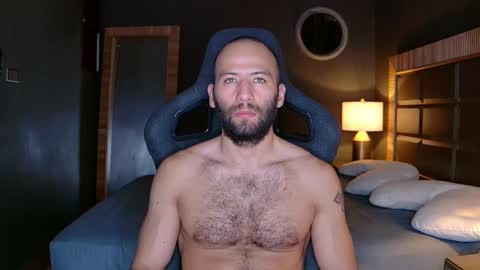 Snapshot of justin_hton chatting on 28, 2, 2025 Justin online show from 28, 2, 2025