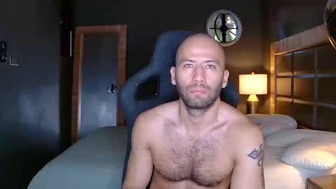 Snapshot of justin_hton chatting on 11, 3, 2025 Justin online show from 11, 3, 2025