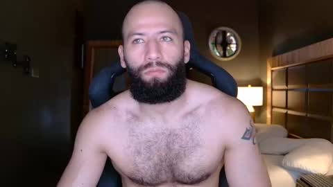 Snapshot of justin_hton chatting on 18, 11, 2025 Justin online show from 18, 11, 2025