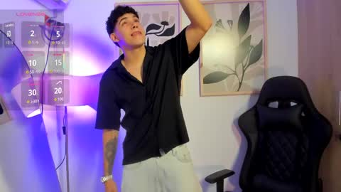 justin_payn14 online show from 28, 4, 2026