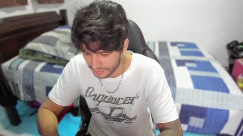 Snapshot of justin_stark1 chatting on 8, 1, 2025 Diego online show from 8, 1, 2025