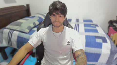 Snapshot of justin_stark1 chatting on 4, 2, 2025 Diego online show from 4, 2, 2025