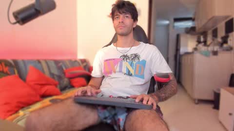 Snapshot of justin_stark1 chatting on 20, 11, 2025 Diego online show from 20, 11, 2025