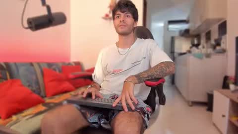 Snapshot of justin_stark1 chatting on 21, 11, 2025 Diego online show from 21, 11, 2025