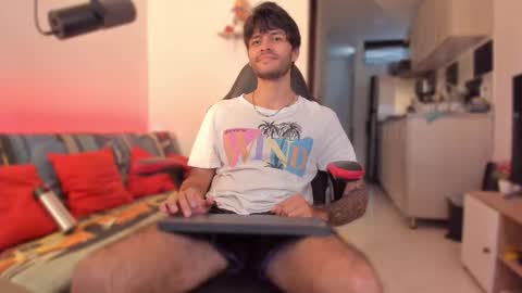 Snapshot of justin_stark1 chatting on 25, 11, 2025 Diego online show from 25, 11, 2025