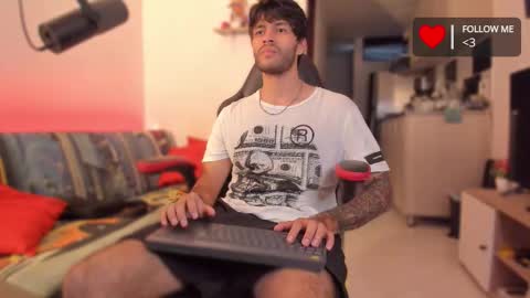 Snapshot of justin_stark1 chatting on 27, 11, 2025 Diego online show from 27, 11, 2025