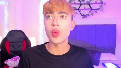 Justin online show from 2, 10, 2025