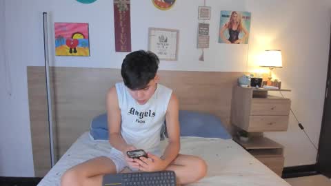 Snapshot of justinbiler chatting on 8, 10, 2025 Justin online show from 8, 10, 2025