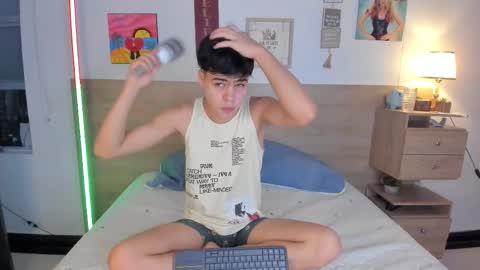 Snapshot of justinbiler chatting on 10, 10, 2025 Justin online show from 10, 10, 2025