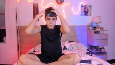 Snapshot of justinbiler chatting on 20, 10, 2025 Justin online show from 20, 10, 2025