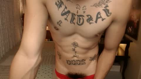 justine_hunk online show from 6, 10, 2025