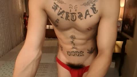 justine_hunk online show from 13, 10, 2025