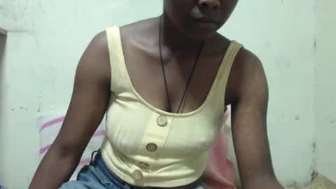 Snapshot of justlhot chatting on 5, 12, 2025 Justlhot online show from 5, 12, 2025