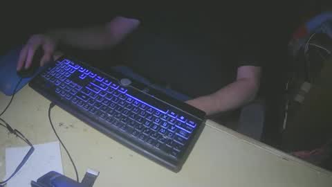 Justme39057 online show from 24, 1, 2025