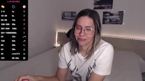 Julie online show from 12, 11, 2025