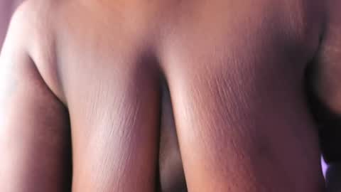 Snapshot of justnala_ chatting on 4, 2, 2025 Nala online show from 4, 2, 2025