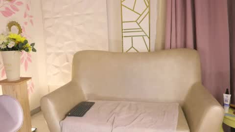 Snapshot of justnala_ chatting on 4, 3, 2025 Nala online show from 4, 3, 2025